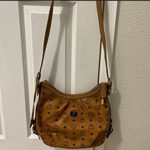 Authentic mcm Vicetos crossbody